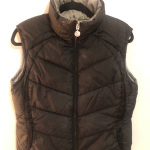 Nike puffer vest